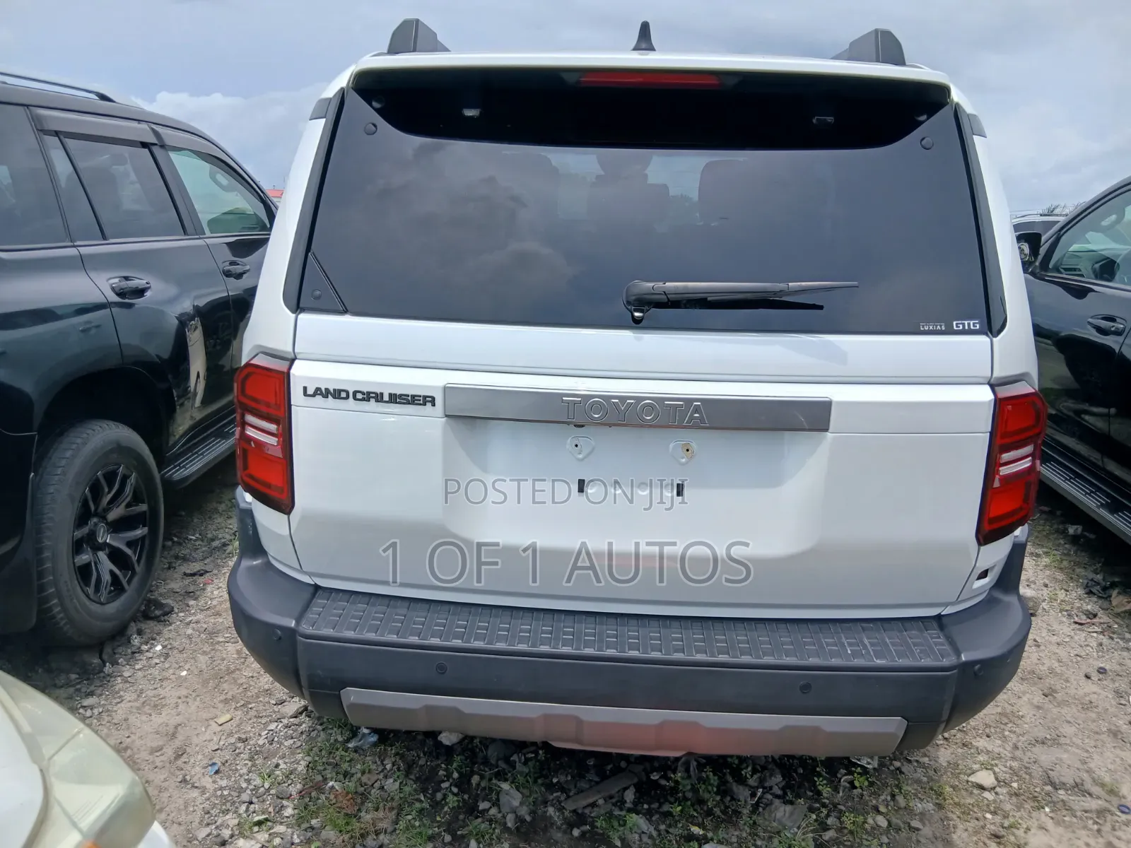 Toyota Land Cruiser 79 Series 2024 White