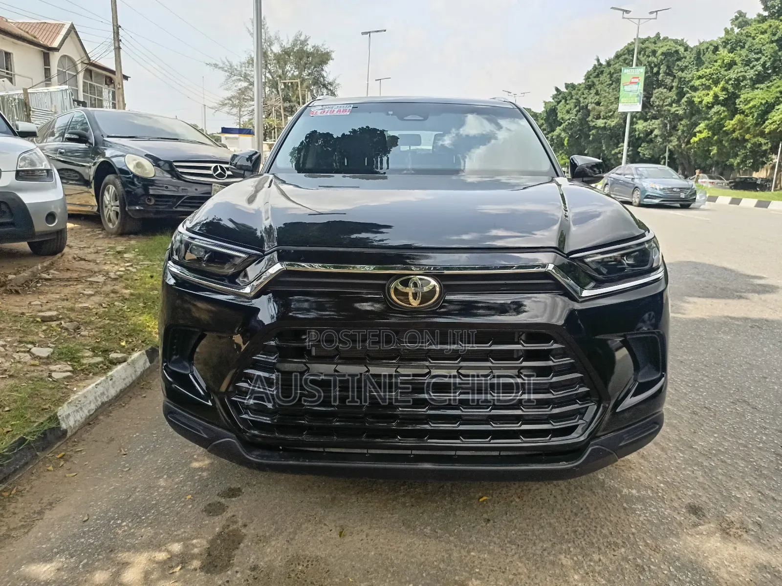 Toyota Highlander XLE FWD 2024 Black
