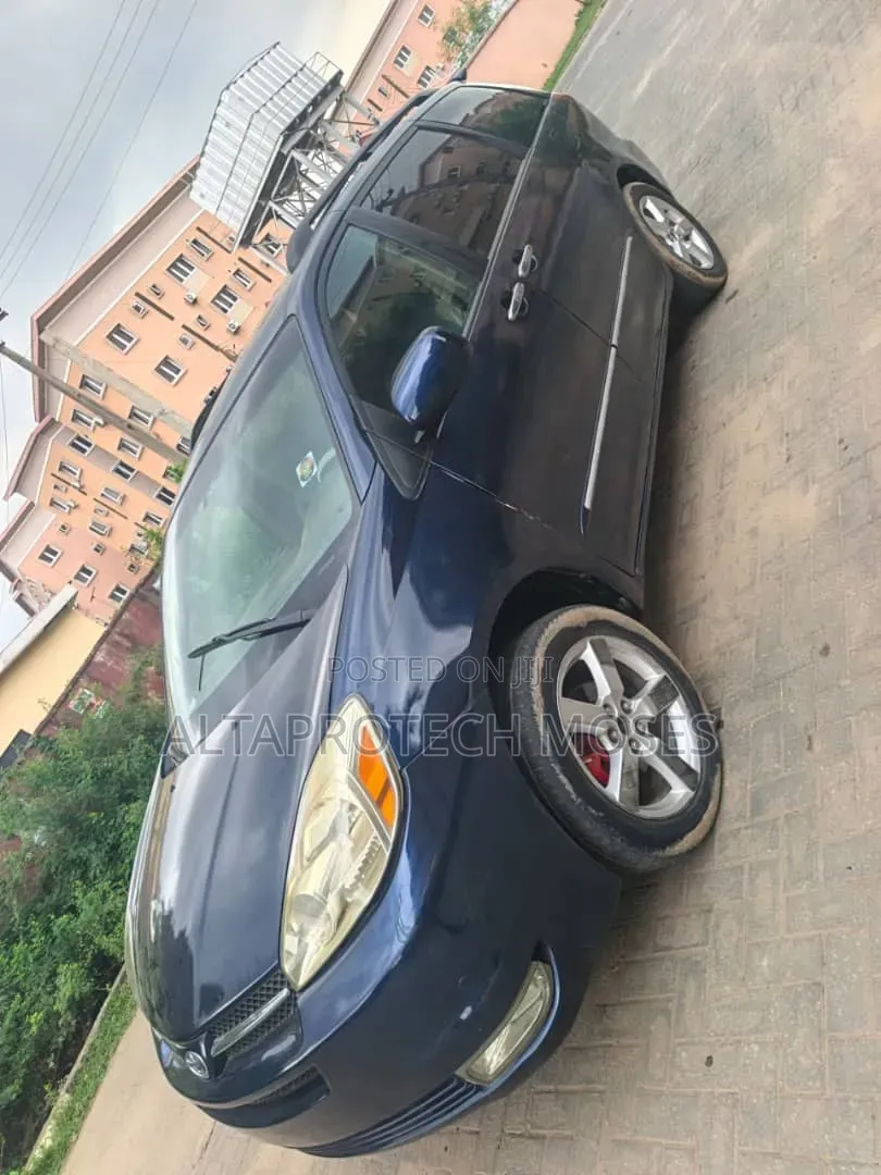 Toyota Sienna XLE Limited 2005 Blue