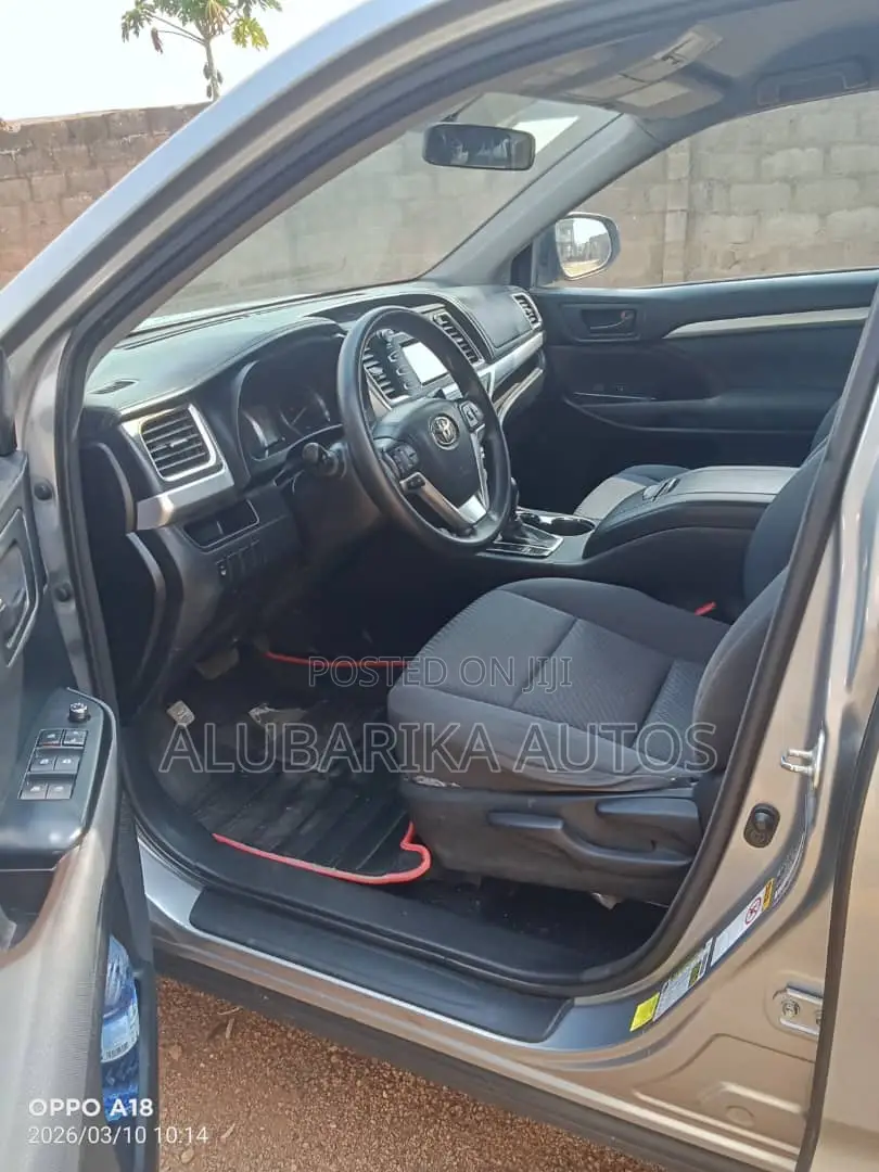 Toyota Highlander 2016 Gray