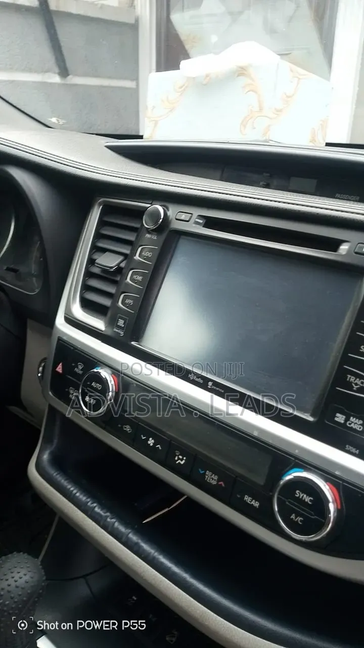 Toyota Highlander 2015 Silver