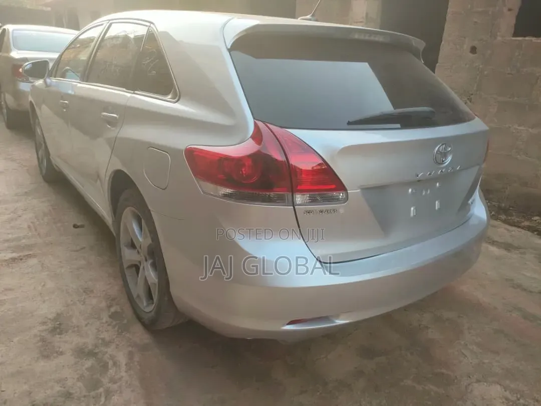 Toyota Venza 2014 Silver
