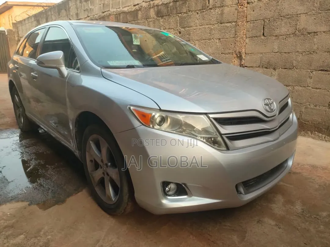 Toyota Venza 2014 Silver