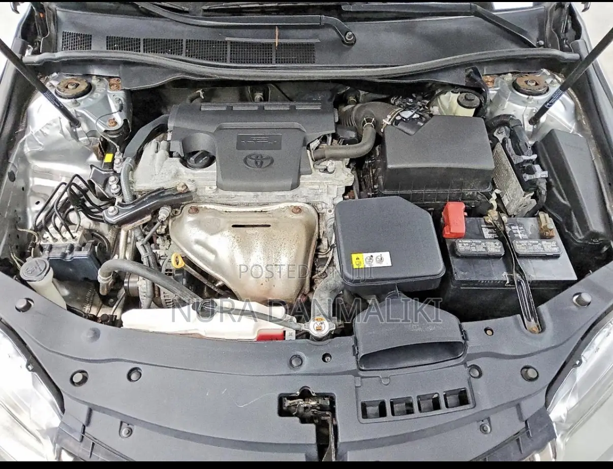 Toyota Camry SE 4dr Sedan (2.5L 4cyl 6A) 2017 Silver