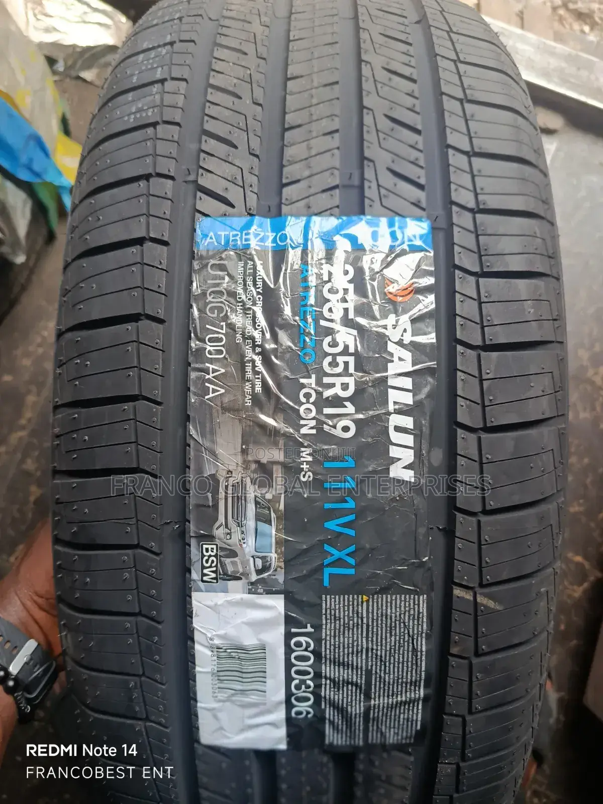 255/55r19 Sailun Premium Tire