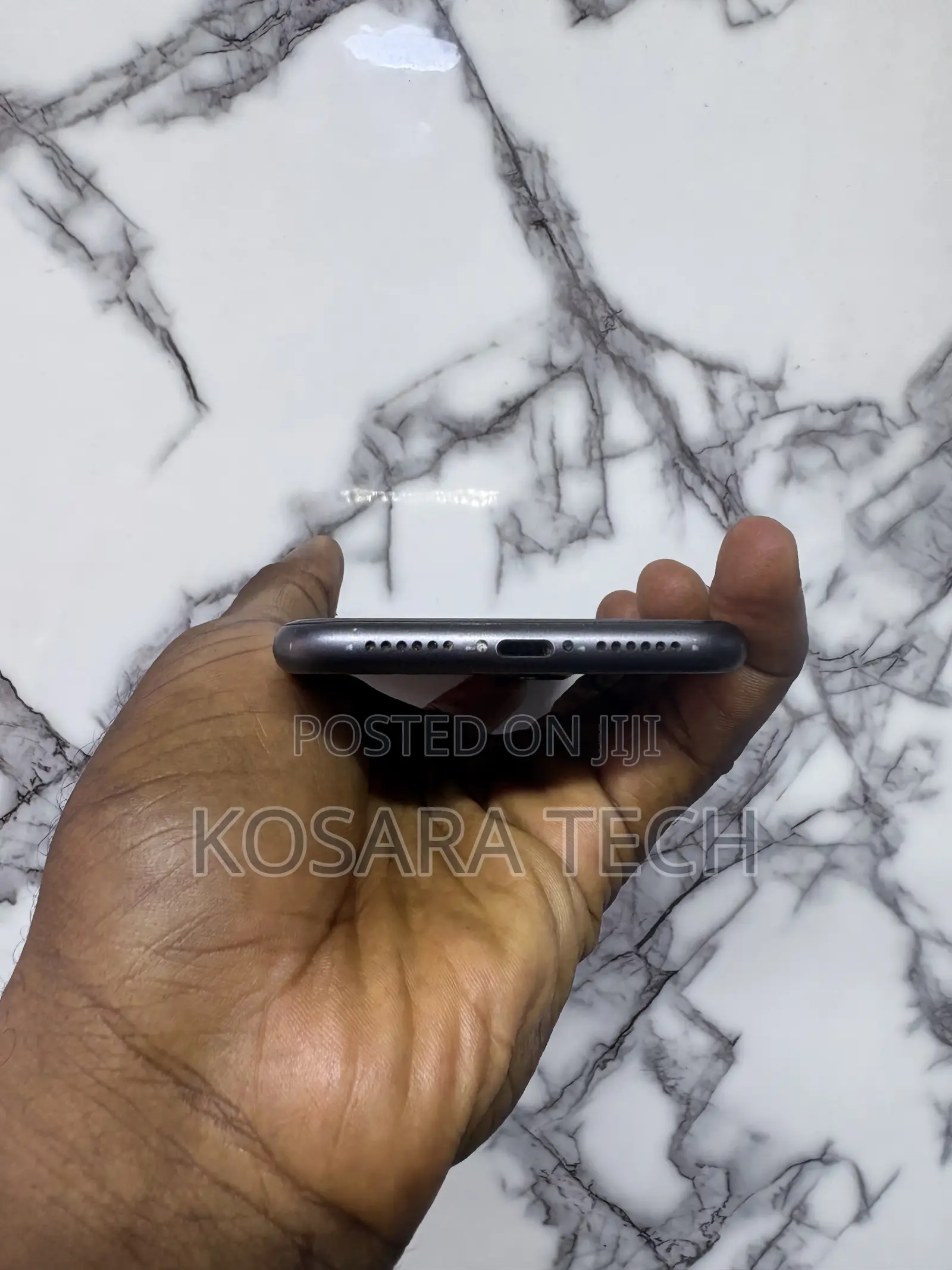 Apple iPhone 11 64 GB Black