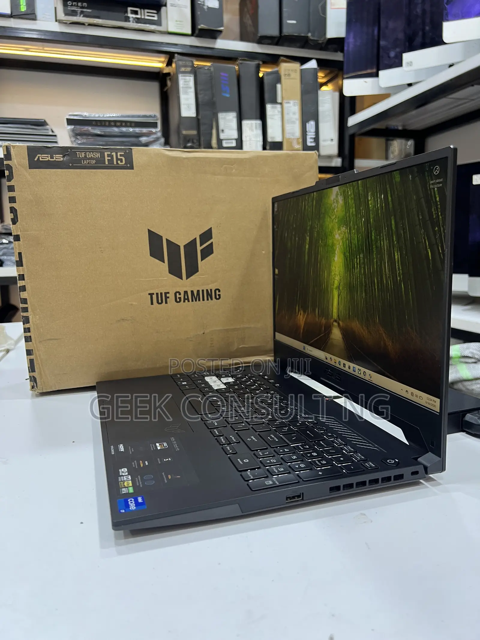 Laptop Asus TUF Dash F15 32GB Intel Core i7 SSD 512GB