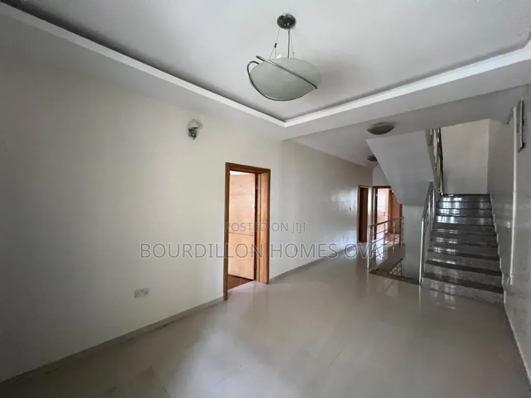 4bdrm Duplex in Oniru Victoria for rent