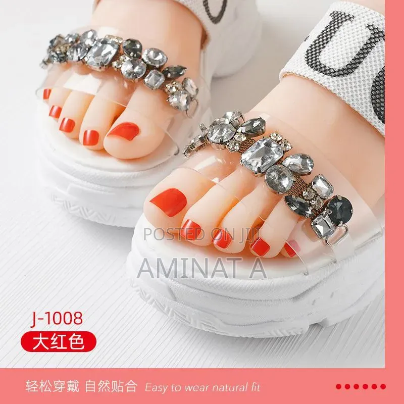 Short Diy Coloured Press on Toe Nails With Gum