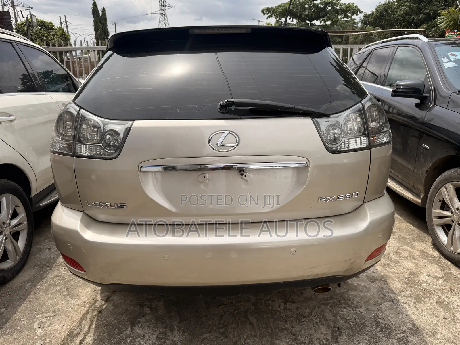 Lexus RX 330 2004 Gold
