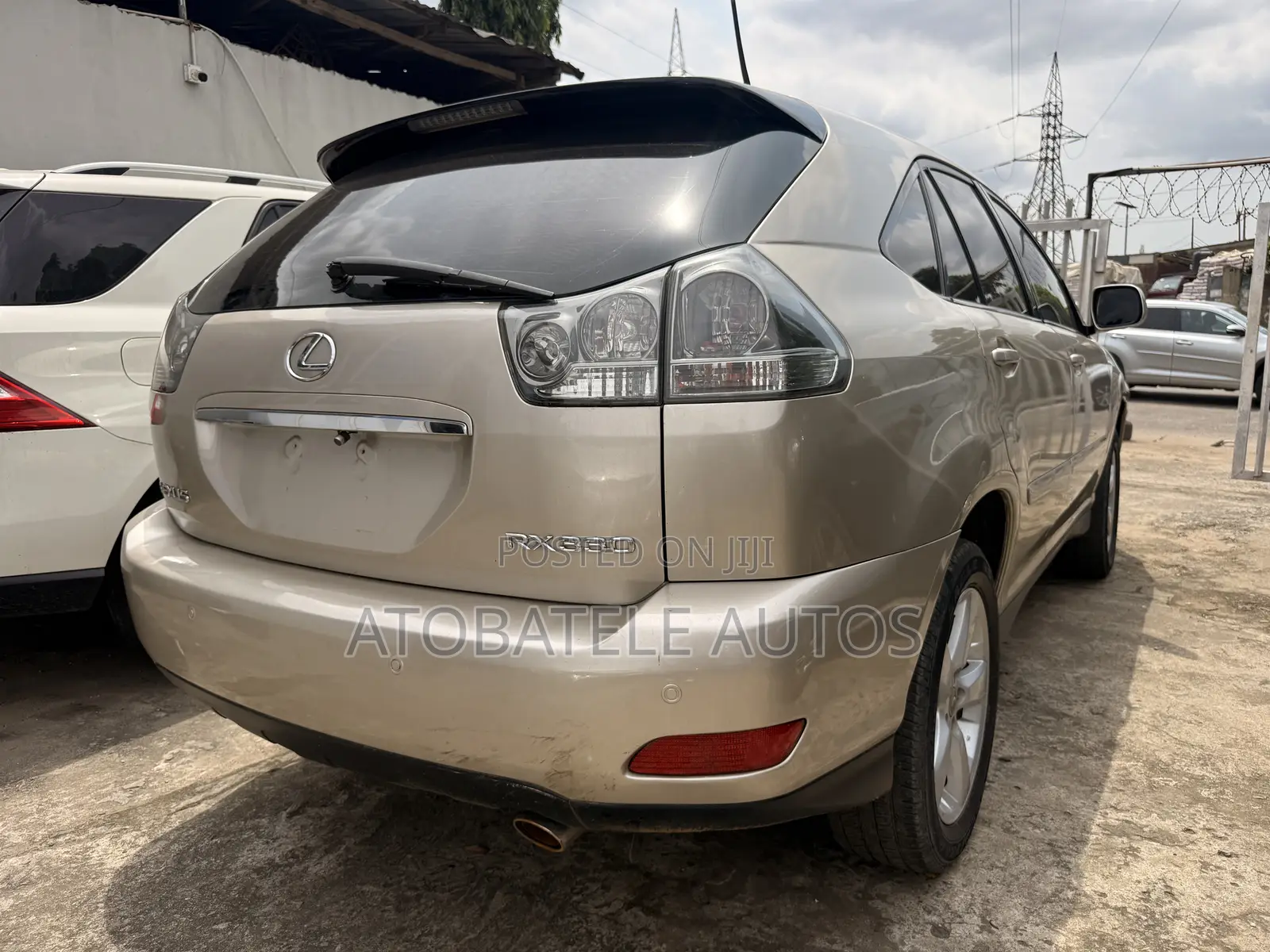 Lexus RX 330 2004 Gold