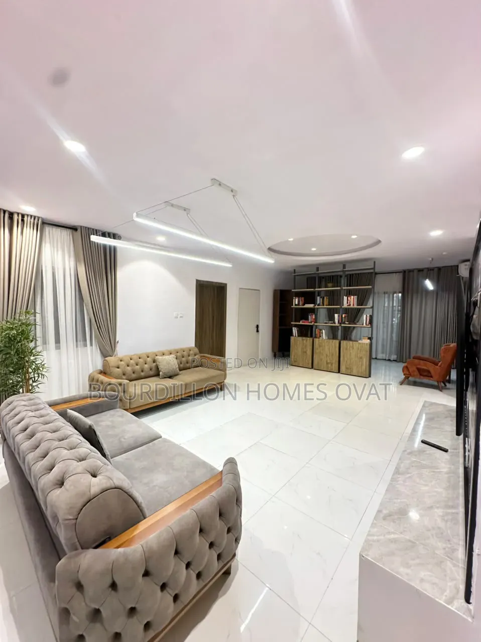 Furnished 3bdrm Apartment in Oniru Victoria for sale