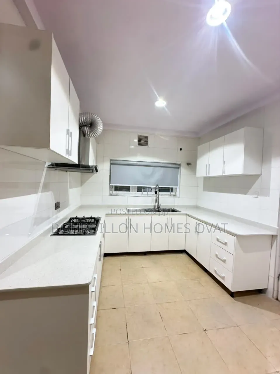 Furnished 3bdrm Apartment in Oniru Victoria for sale