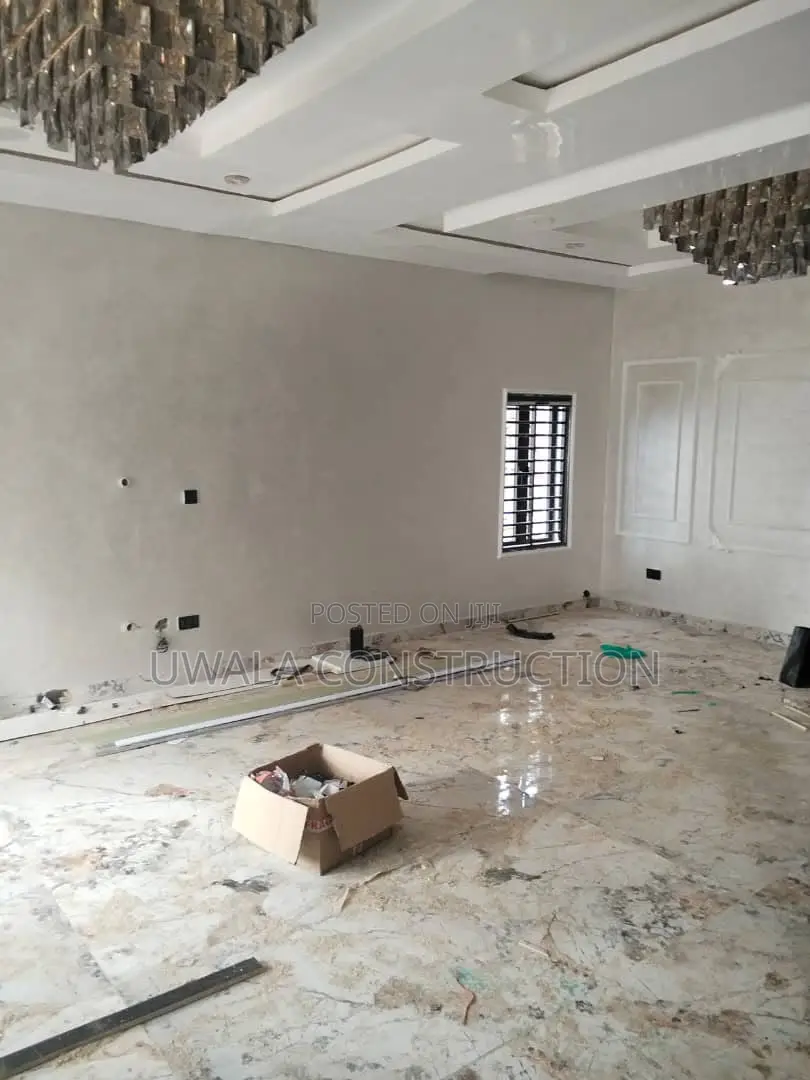4bdrm Townhouse/Terrace in Guzape District for Sale