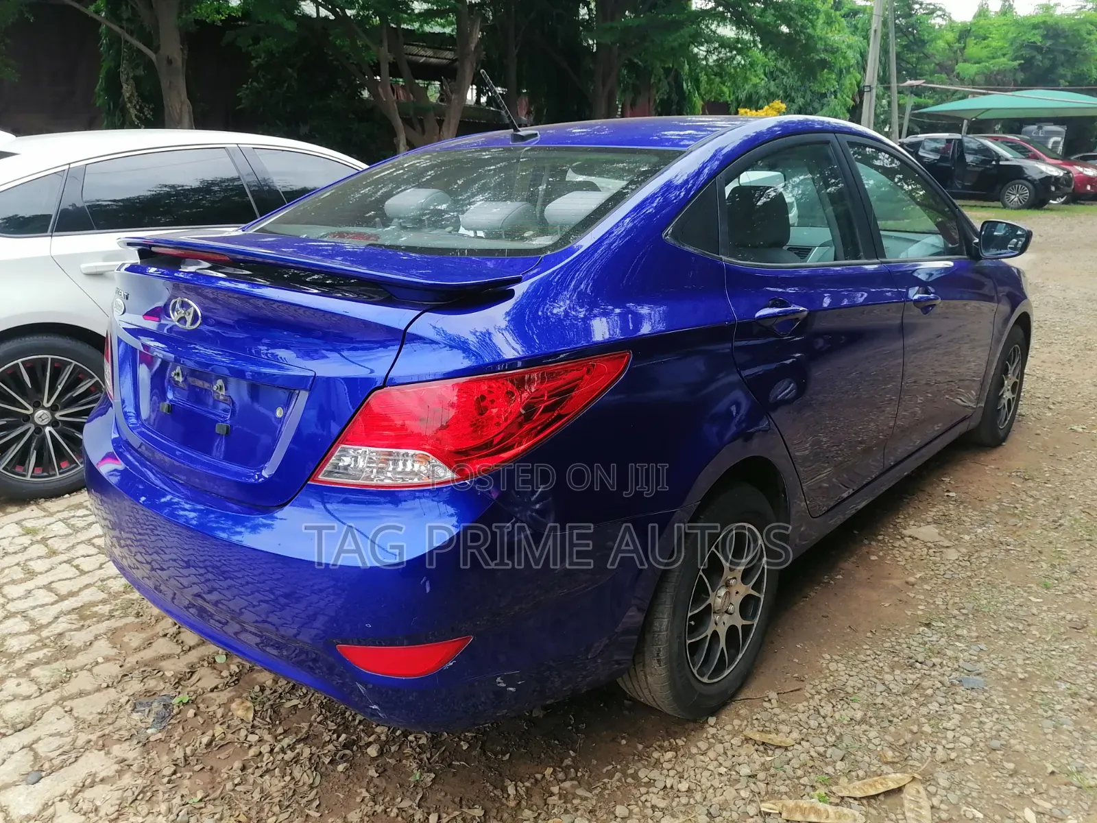 Hyundai Accent SE Automatic 2012 Blue
