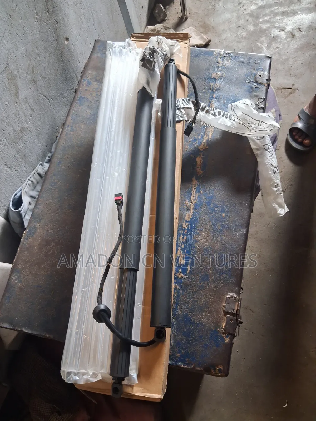 Boot Shock Hyundai Santafe