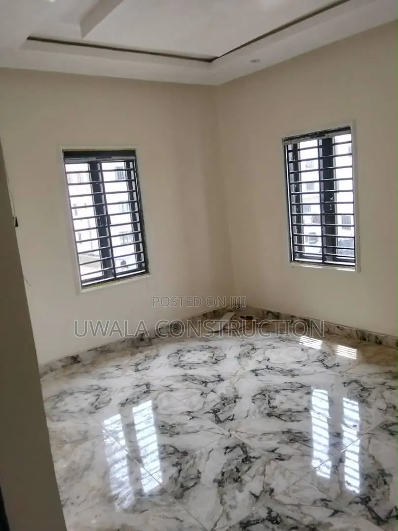 6bdrm Duplex in Jahi for sale