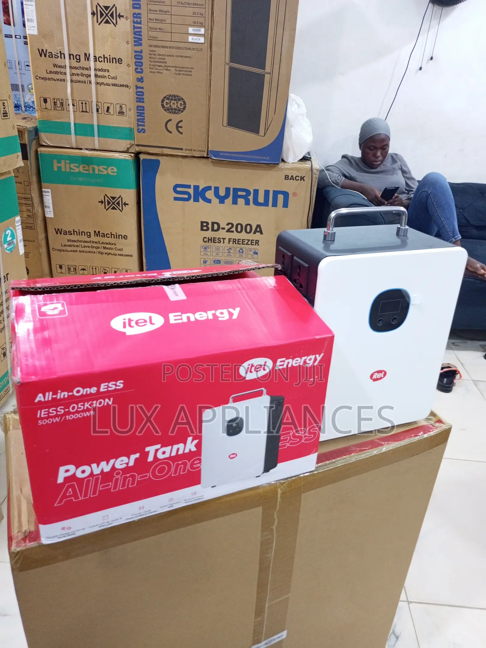 Itel Power Tank Solar Charging Power System