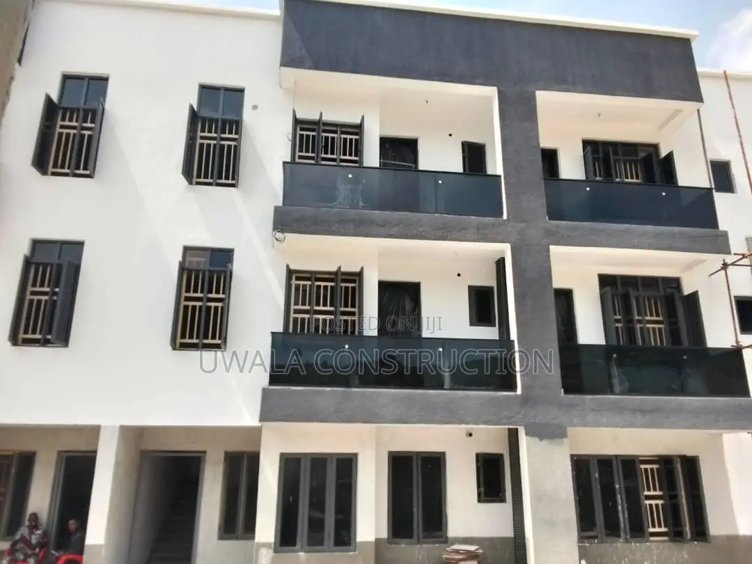 3bdrm Apartment in Dawaki for sale