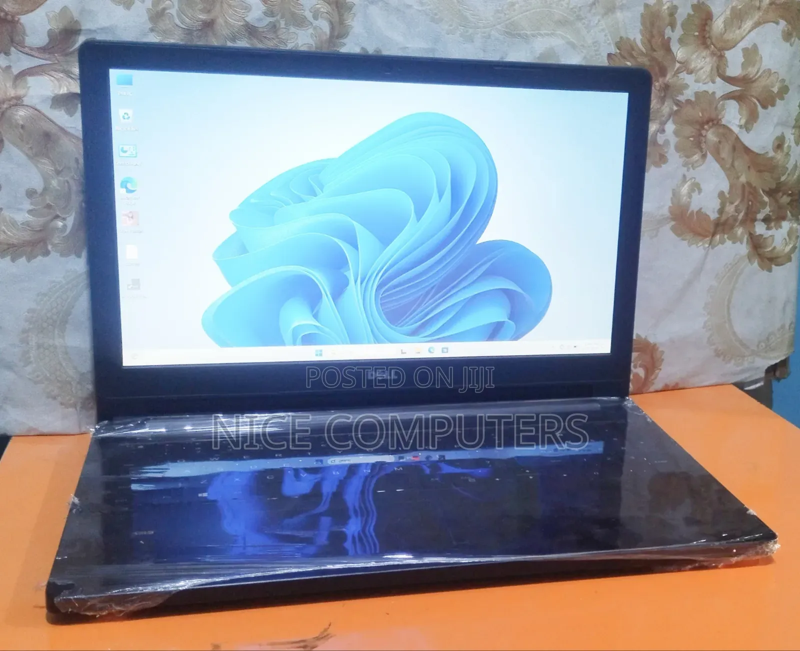Laptop Dell Latitude 15 3570 8GB Intel Core i3 SSD 256GB