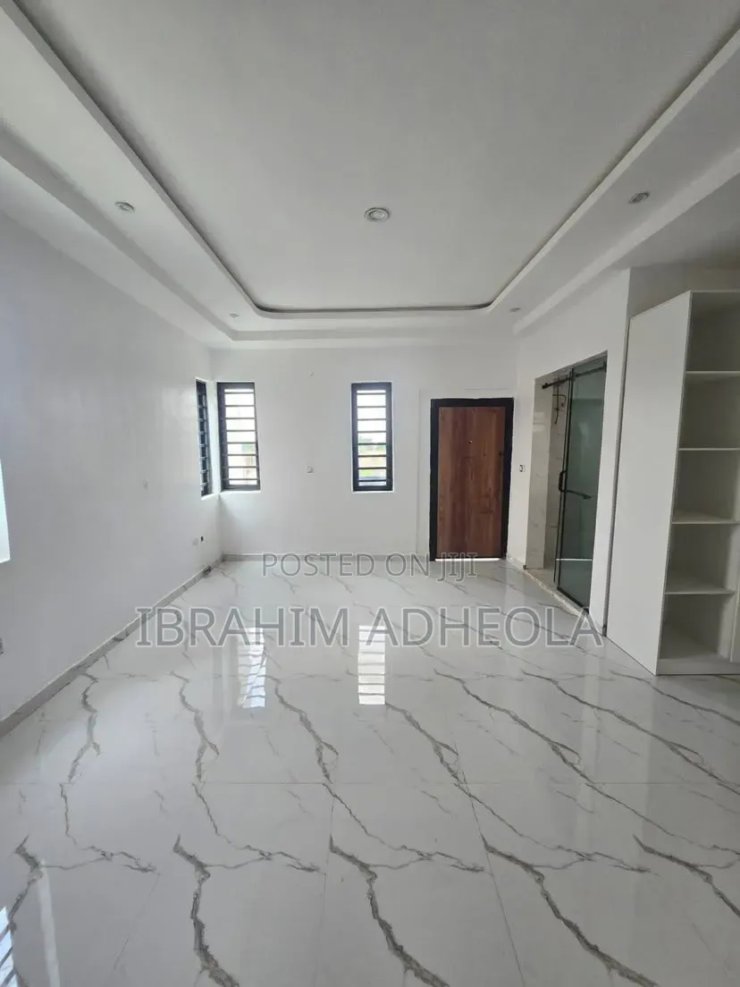 4bdrm Duplex in Opebi for sale