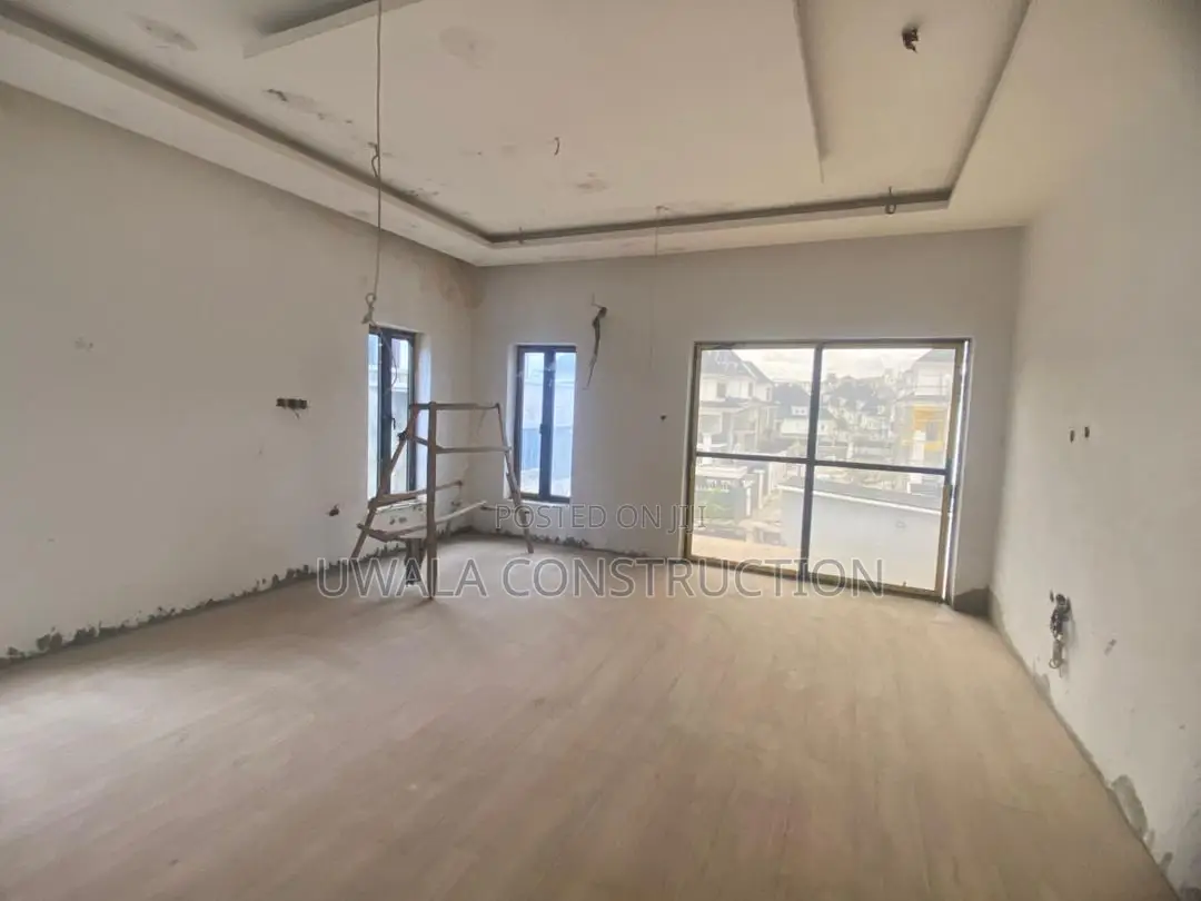 5bdrm Mansion in Guzape District for sale