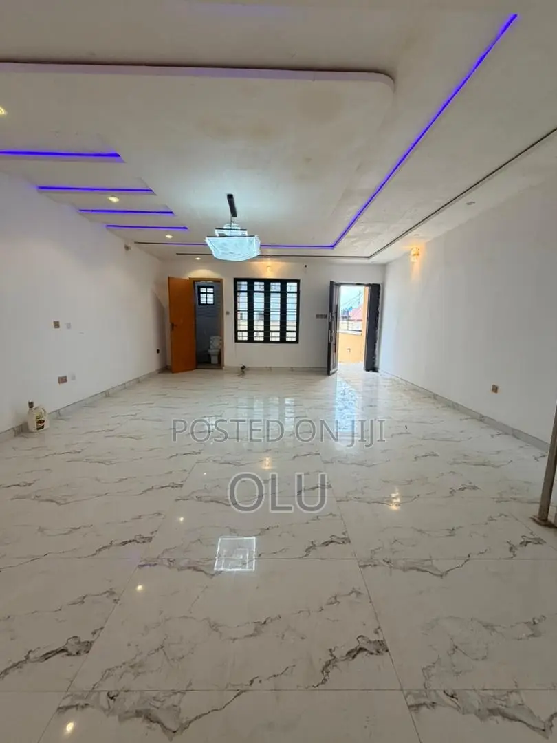 4bdrm Mansion in Oko Oba for sale