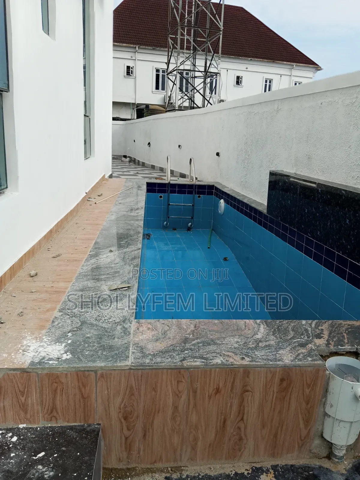 Furnished 4bdrm Duplex in Daffodil Estate, Chevron for sale