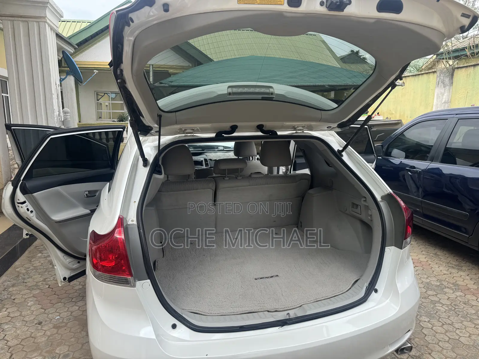 Toyota Venza 2012 White