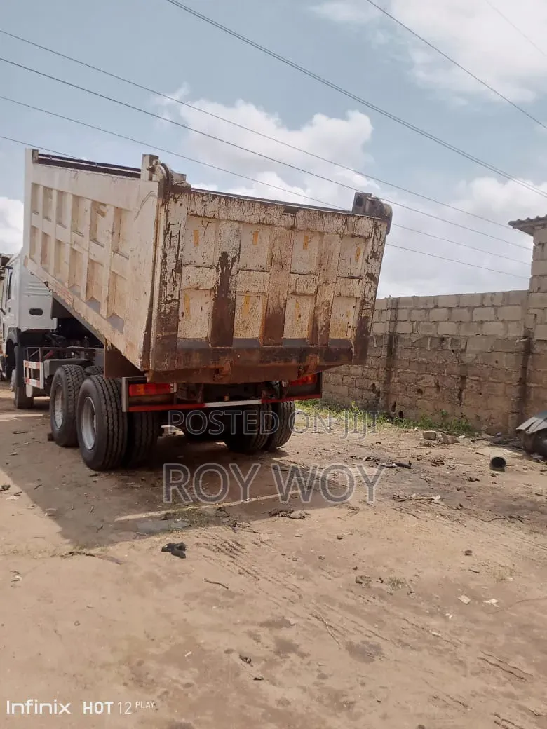 Howo Tipper 10tyres