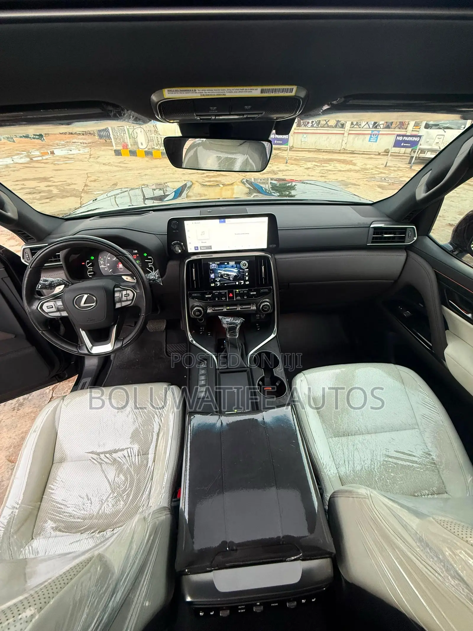 Lexus LX 600 2022 Black