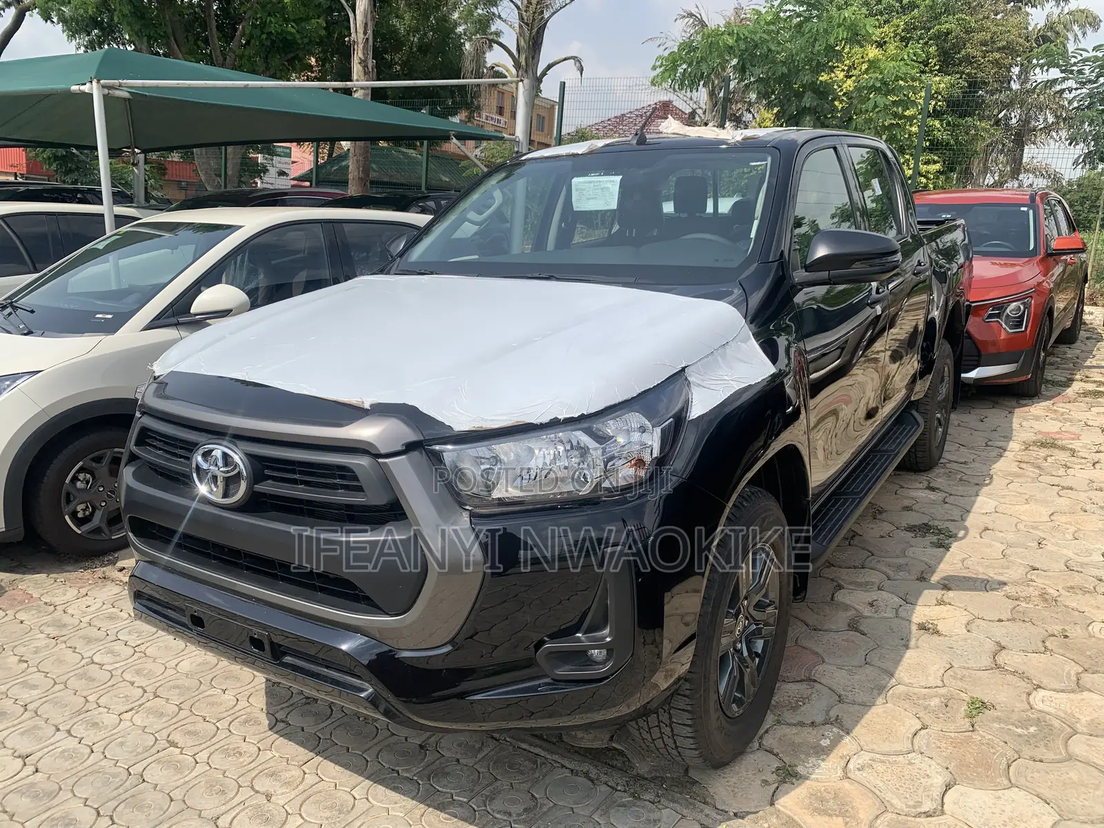 New Toyota Hilux 2025 Black