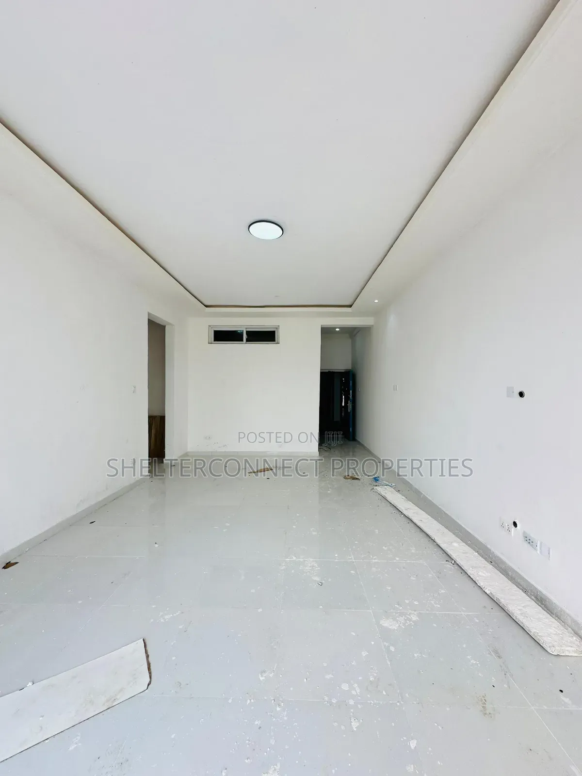 3bdrm Apartment in Osapa london for rent