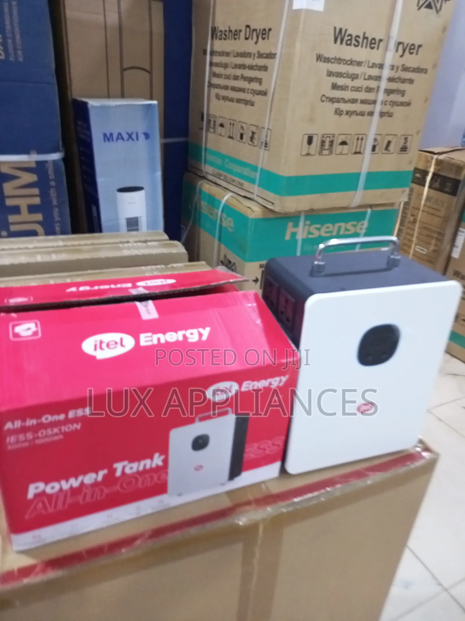 Itel Power Tank Solar Generator for Off-Grid Applications