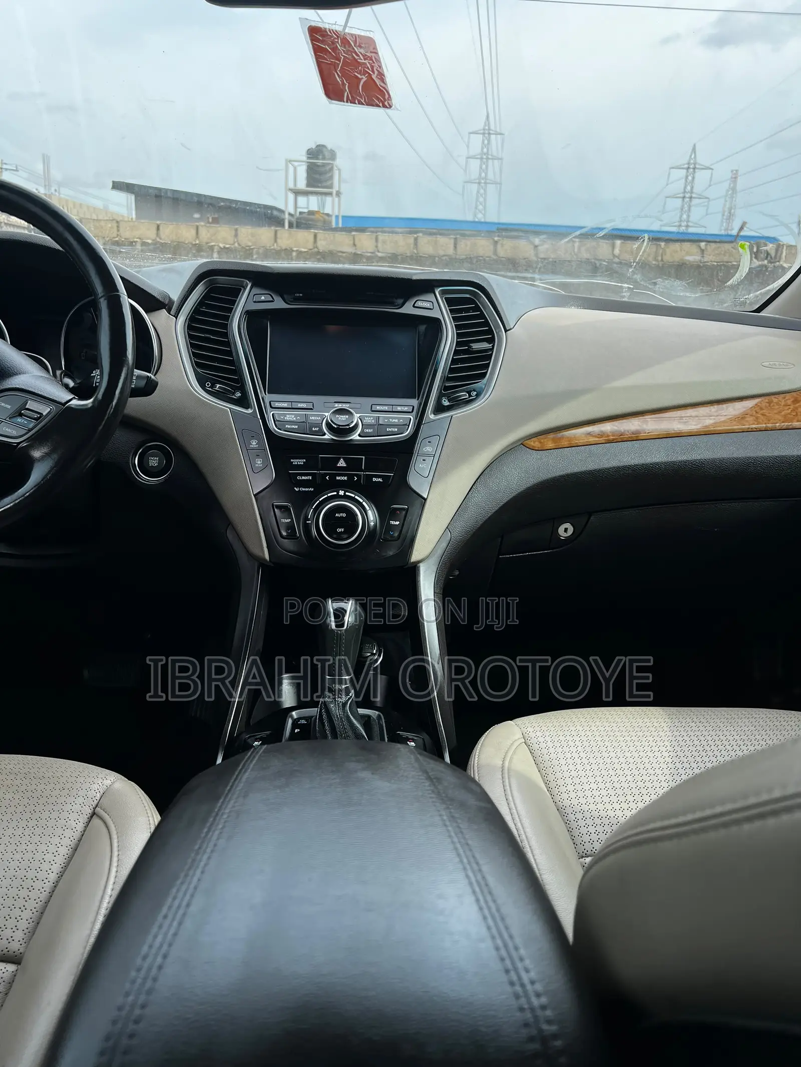 Hyundai Santa Fe 2015 Red