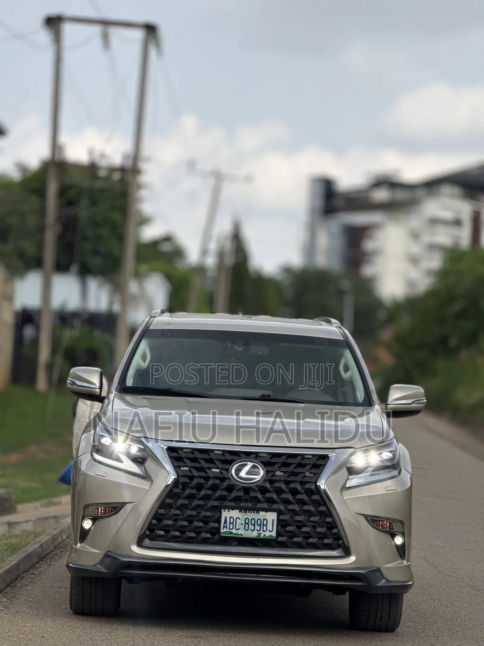 Lexus GX 2012 Gold