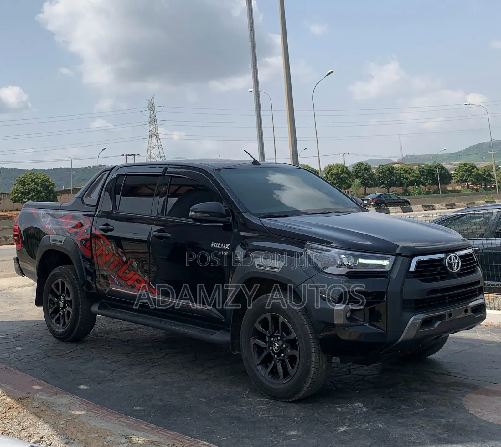 Toyota Hilux 2025 Black
