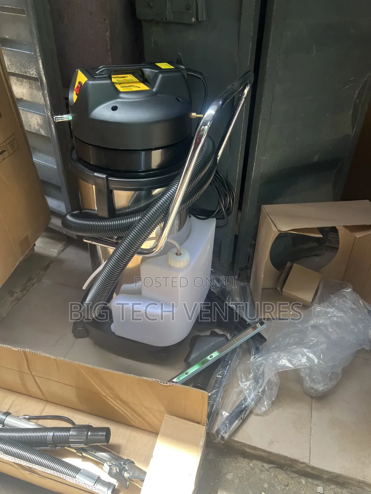 40l Commercial Carpet Cleaning Machine Featuring a Stainless Steel