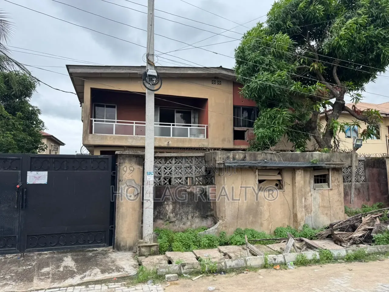 3bdrm Block of Flats in Ago Palace for sale