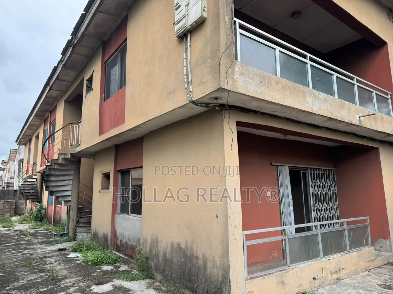 3bdrm Block of Flats in Ago Palace for sale