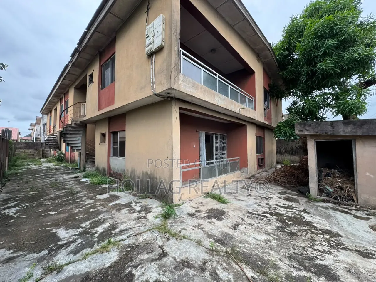 3bdrm Block of Flats in Ago Palace for sale