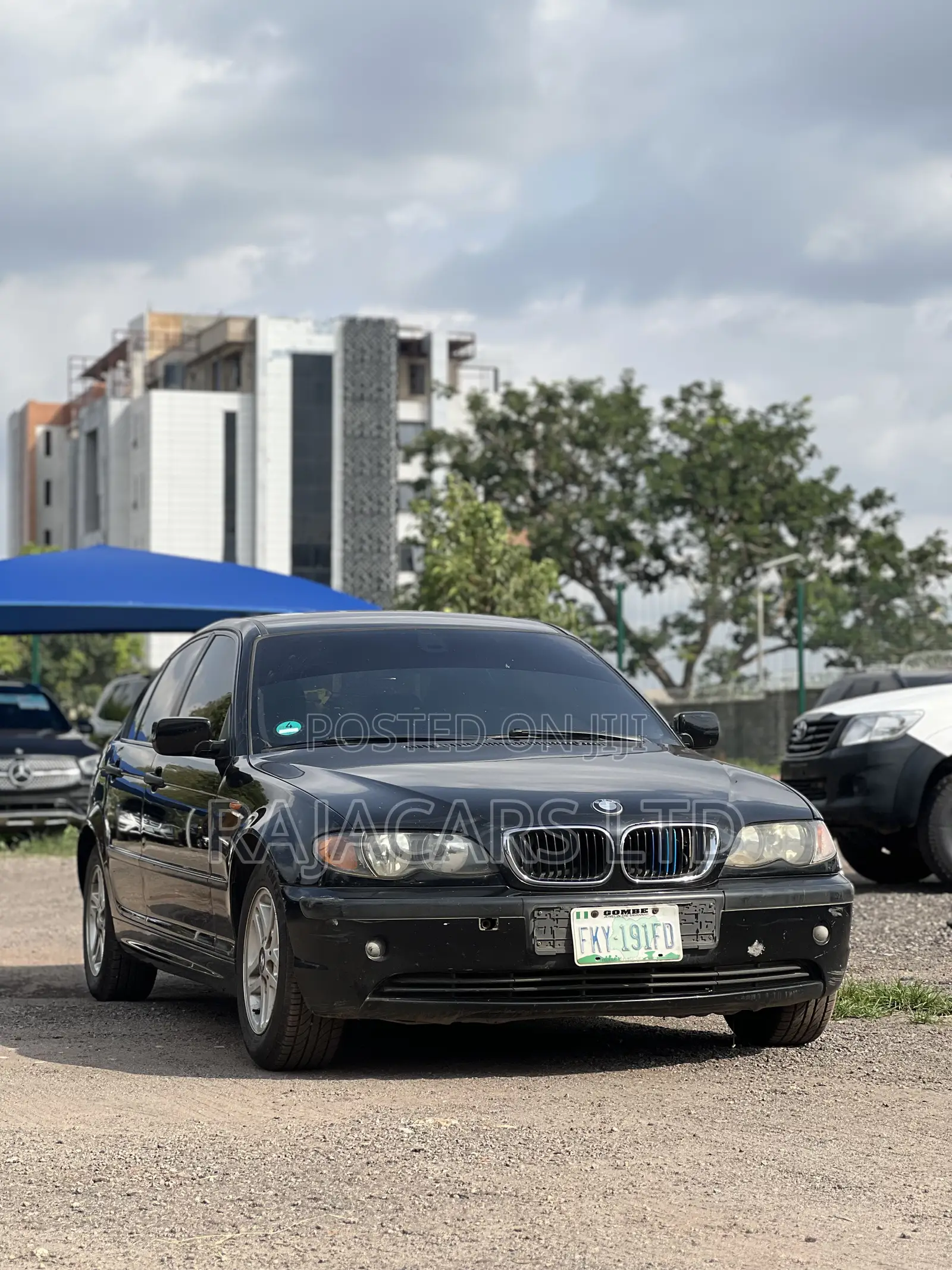 BMW 318i 2005 Black