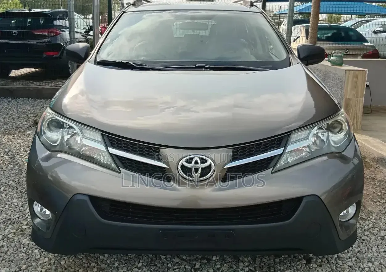 Toyota RAV4 LE 4dr SUV AWD (2.5L 4cyl 6A) 2015 Brown