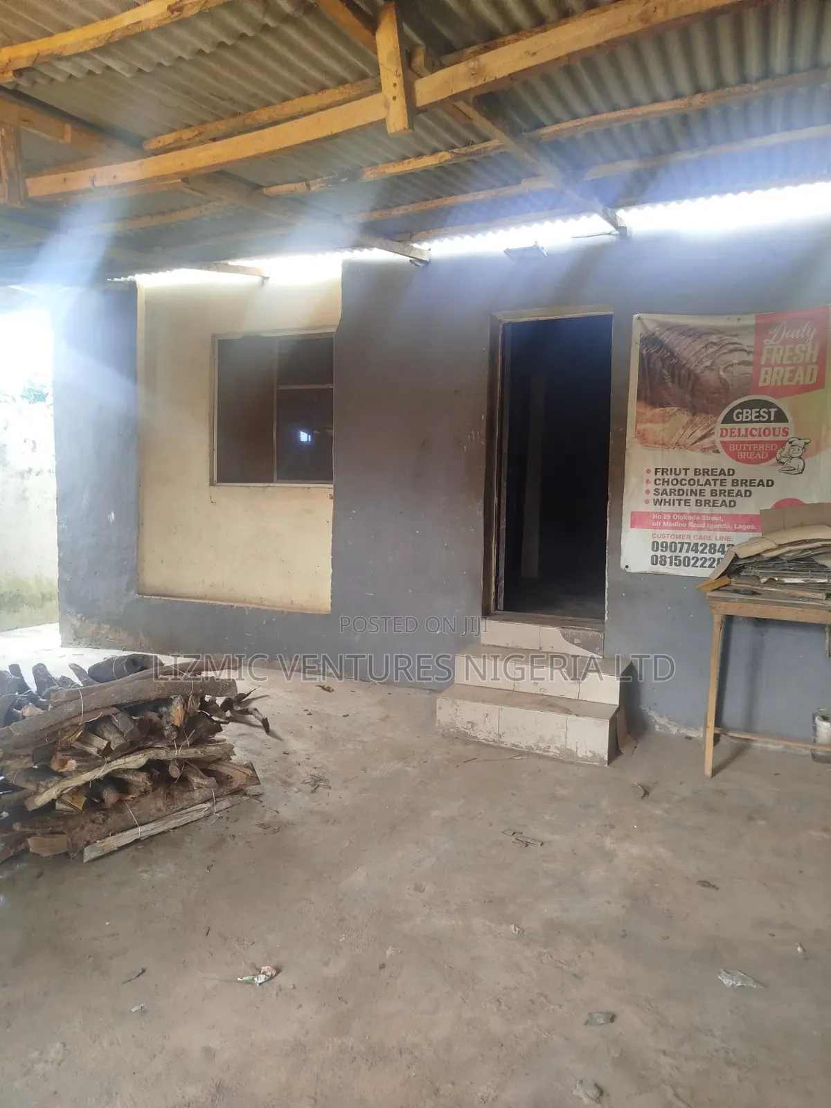 3bdrm Bungalow in Agric Estate, Igando / Ikotun/Igando for sale