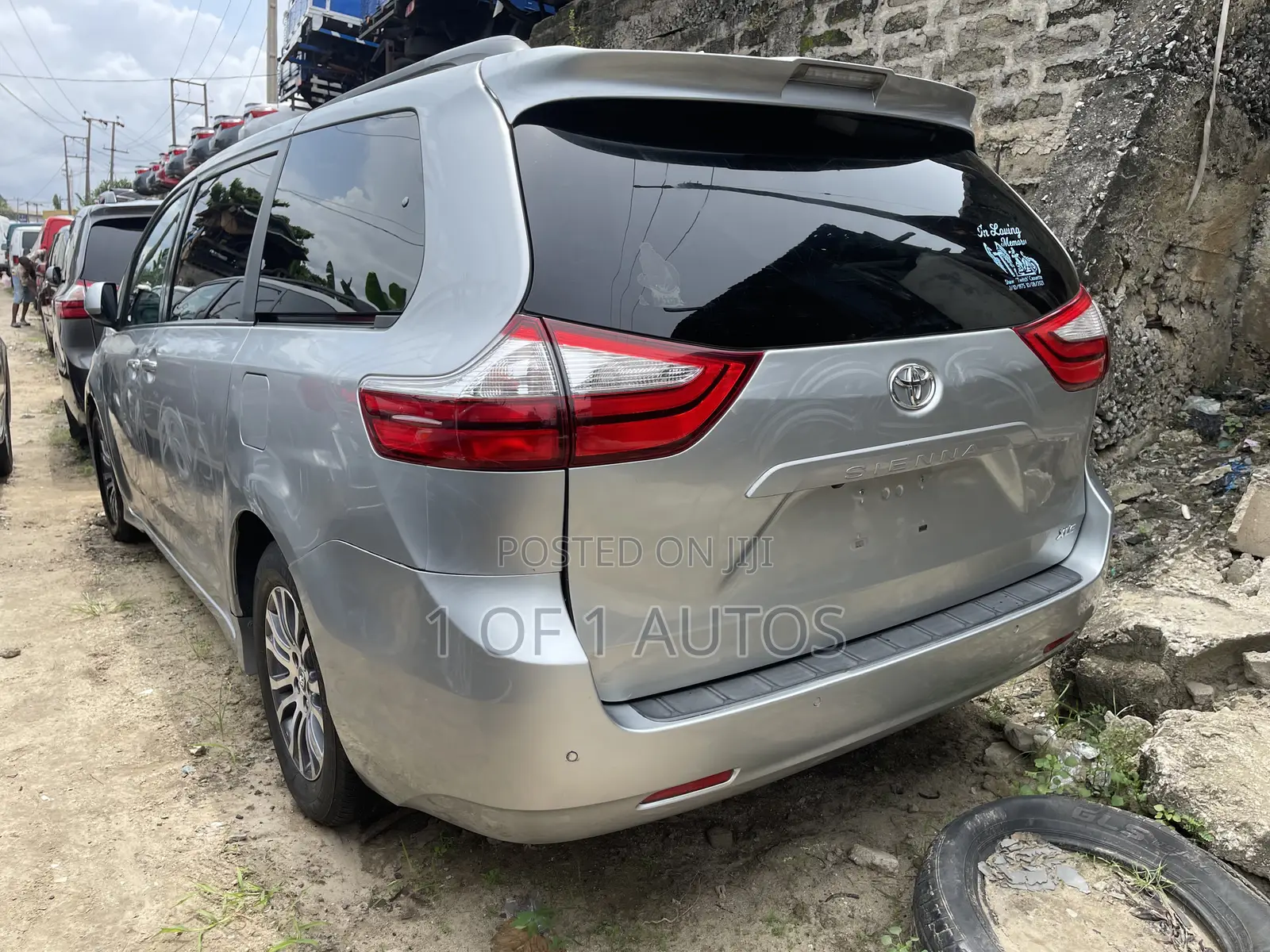 Toyota Sienna XLE AWD 2019 Silver