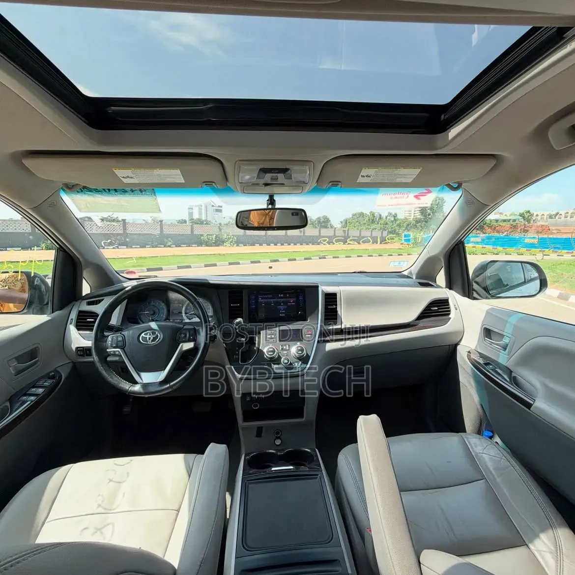Toyota Sienna 2016 White
