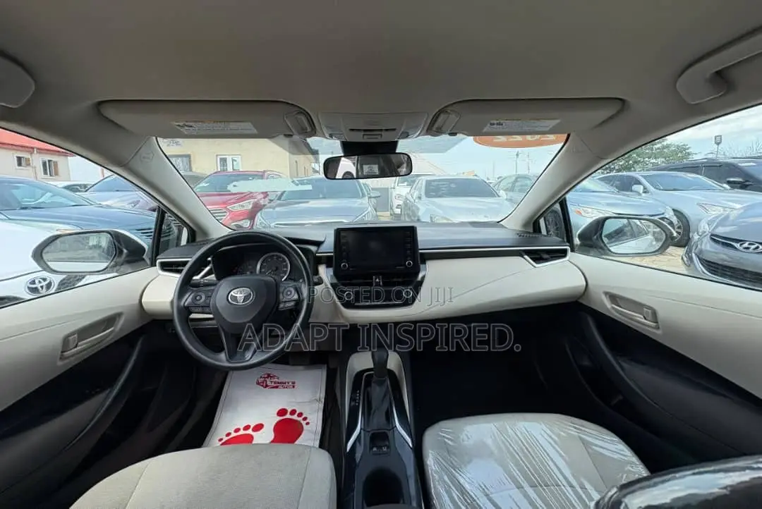 Toyota Corolla 2022 White