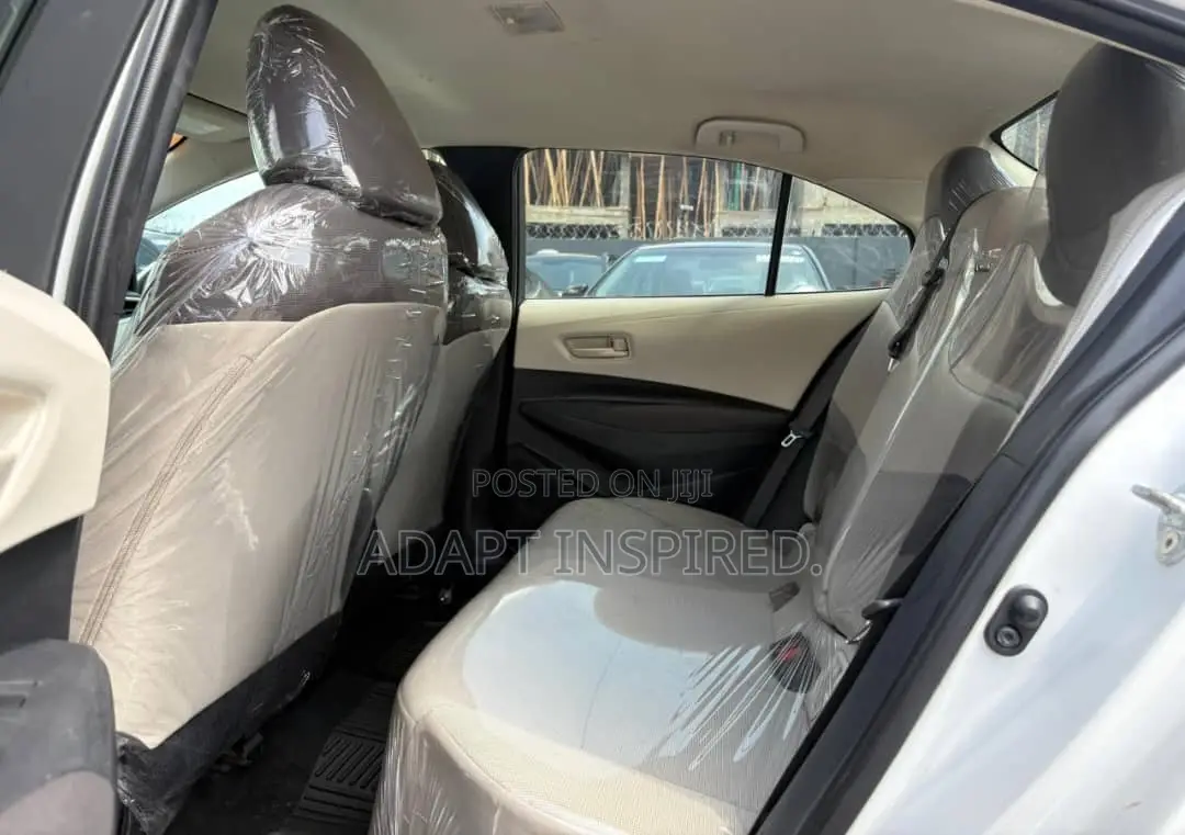 Toyota Corolla 2022 White