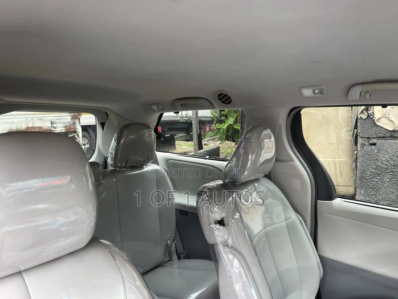 Toyota Sienna XLE 7 Passenger 2012 Black