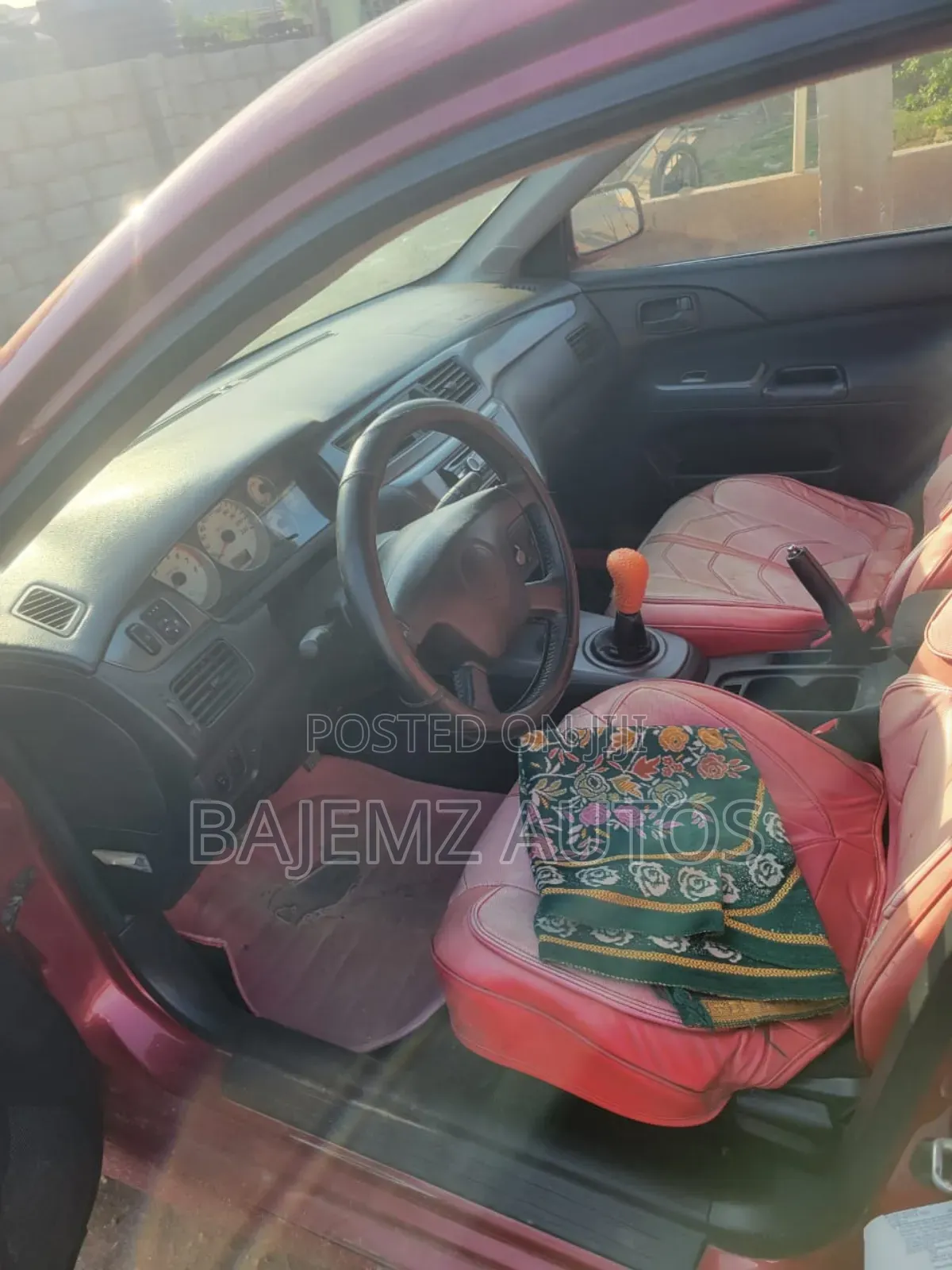 Mitsubishi Lancer Cedia 2004 Red